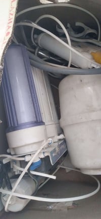فلتر ماء جديد غير مستخدم   للبيع  الشراي يراسل اويتصل سعره مناسب ٠٧٨٠٨...