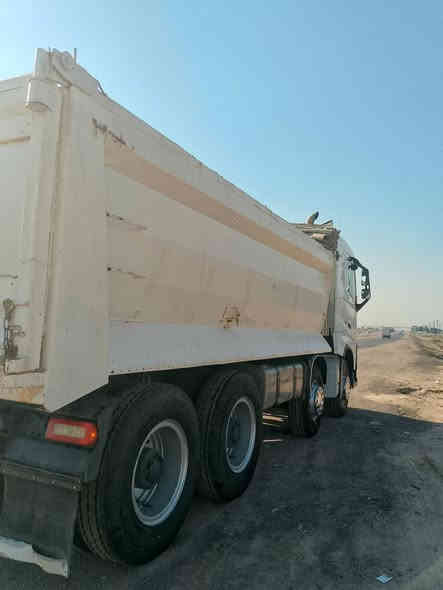 السلام عليكم....للبيع
فالفو وحش اسرائيليه
موديل 2016
كير عادي 
بدي حوظي ذرعه 19م 
رقم اربيل 
المكان واسط/ الدبوني 
***********
