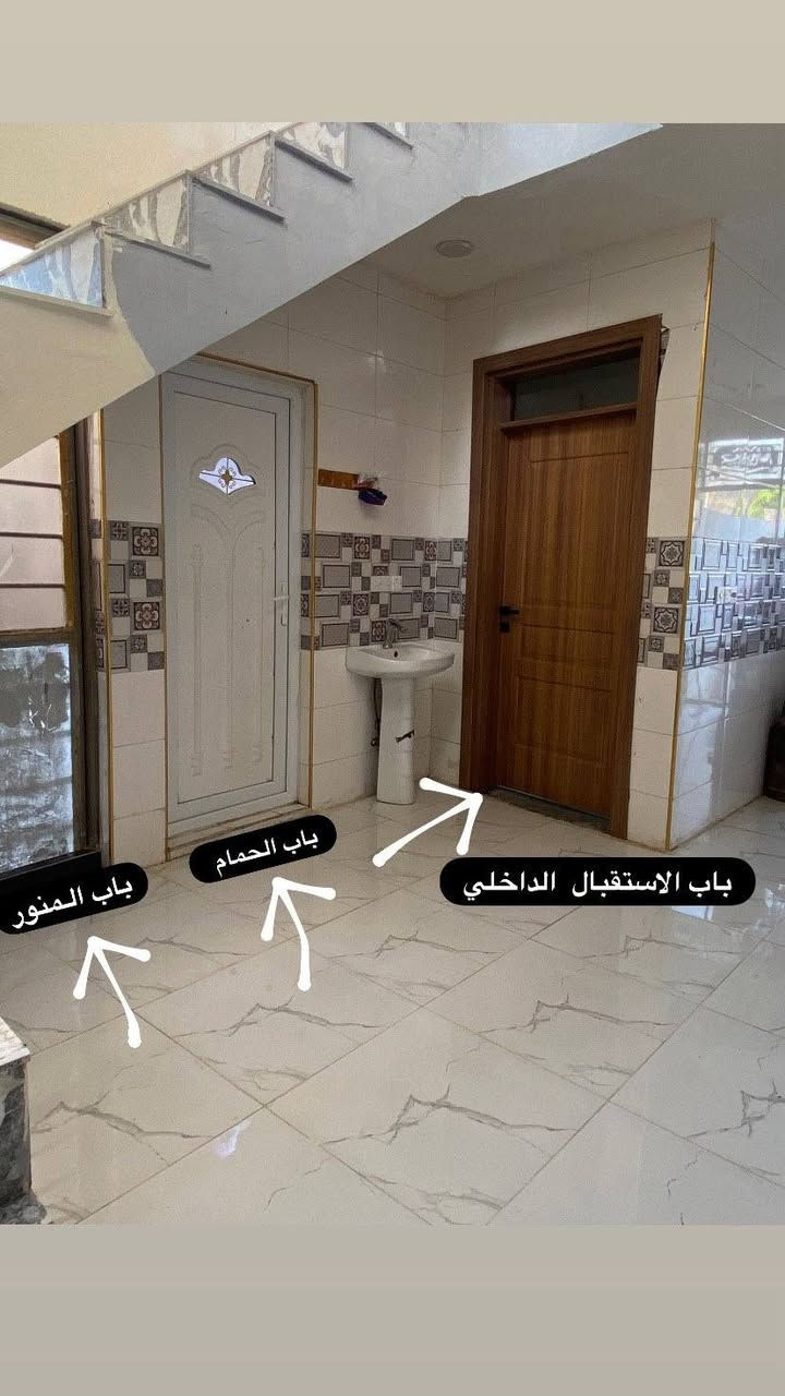 السلام عليكم
بيت مساحة 120 متر واجهة 6 نزال 20 يتكون من طابق واحد استقبال مطبخ صالة وغرفة نوم وحمامات 2 العنوان بغداد الدورة عرب جبور منطقة الاحمدين قرب مركز الشرطة عرب جبور البيت بأسمي طابو زراعي 25
***********
***********
