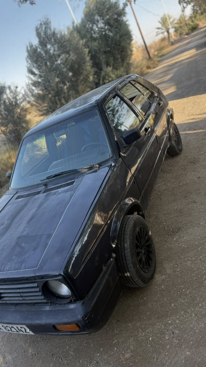 گولف عظم 1991 
رقم انبار دولي 
سنوية 2030
گير اوتو 
محرك 1800 كابريتر 
وارد ياباني تبريد اصل غير شغال 
كشر نظيف بدون خياسات
غرفتها نظيف 
السعر 22 وبيها مجال بسيط
مكانها الانبار -فلوجة- ناحية الصقلاوية
رقم هاتف ***********
