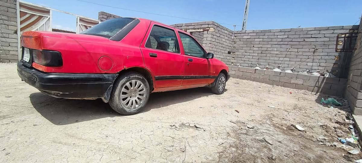 مكلف بالنشر لاتراسلوني السعر ب20 وبيها مجال 
فورد سيرا مديل 1991 

مكينه ونجي كير اوتماتيك 

راعيها يريد مداور 

هذا رقم صاحبها ***********

