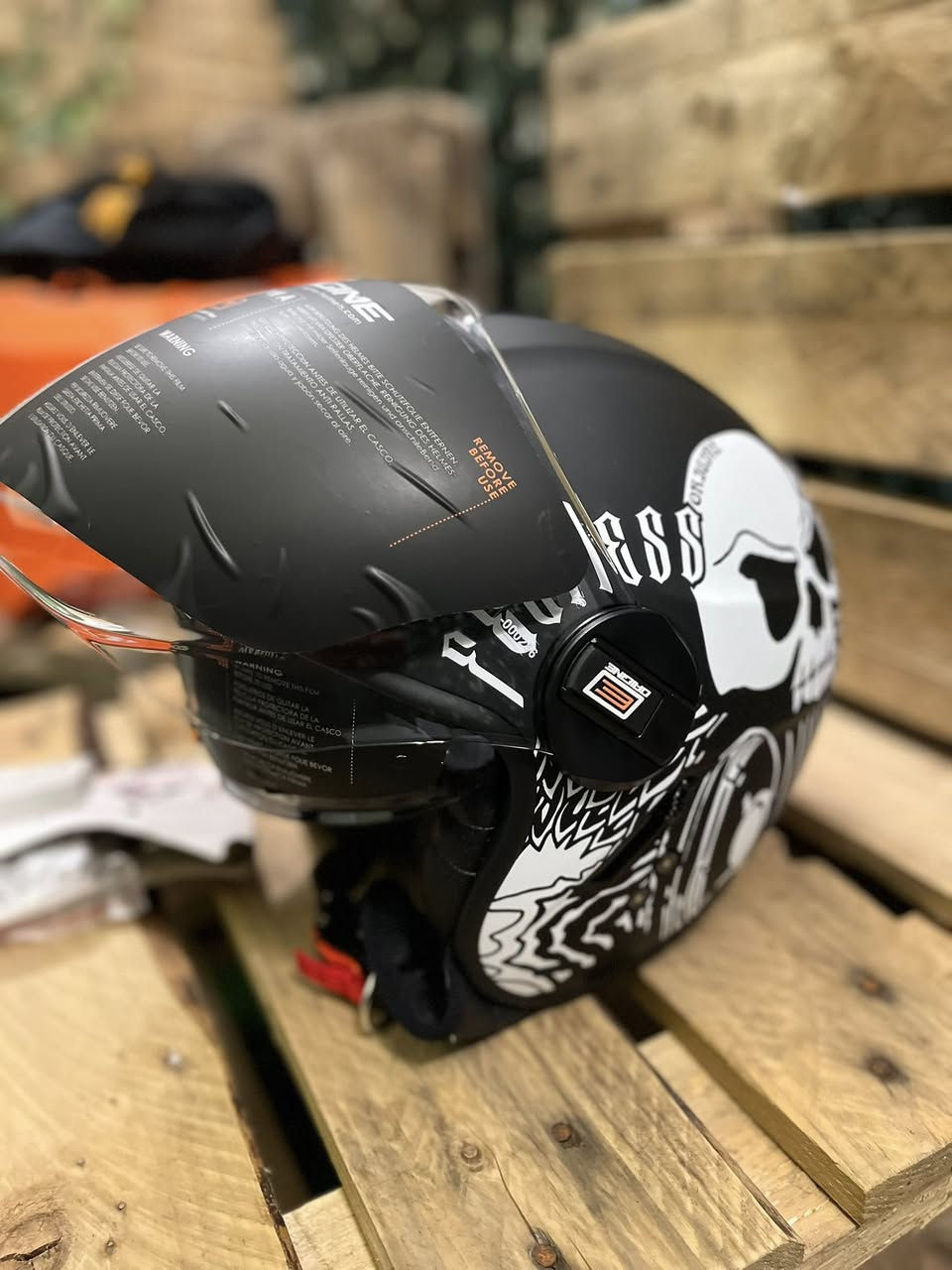 السعر ١٠٠ الف
القياس M
للتواصل خاص او واتساب
***********
