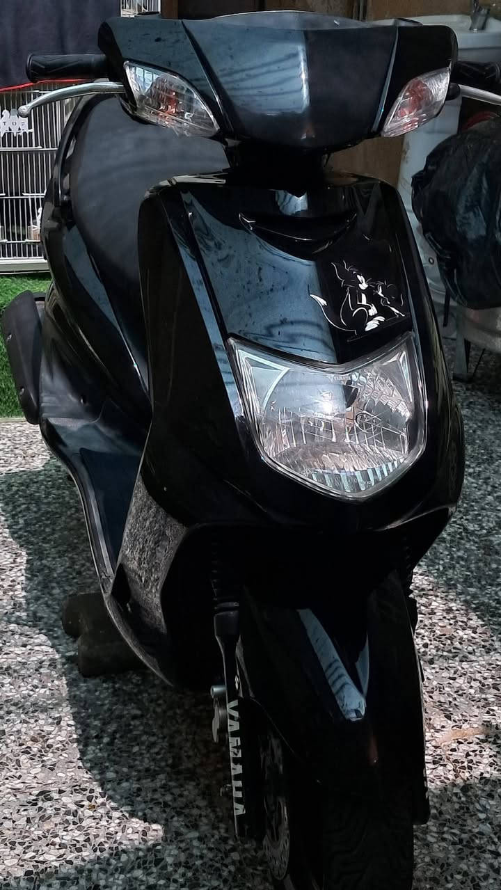 سلام عليكم اخوان دراجه سكنس نثيه ياباني 110 مكفوله كفاله عامه من كلشي من كهرابائيات شغاله نكره سلف الدراجه كابريتر الدراجه جديده وشوف بعينك بل صوره نضافه90% الدراجه  الستفسار أكثر عن الدراجه الاتصال ***********11
***********
