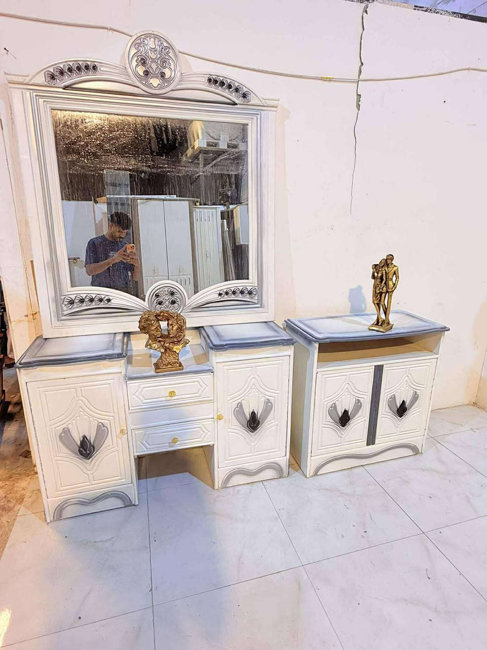 غرفه صبغ حراري ابيض
السعر٨٠٠ قفل
شد نقل داخل بغداد مجاني
نضافه ٩٠ %
٨ قطع


**إذا كنت صاحب هذا الإعلان وتريد حذفه لأي سبب، رجاءا أرسل رسالة إلى الدعم الفني**