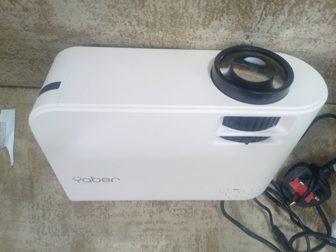 داتاشو نوع Yaber..
واي فاي...
جديده... 
مع شاشه عرض حجم  45 بوصه حديد منضديه وتعليك ...
السعر 50 ...


**إذا كنت صاحب هذا الإعلان وتريد حذفه لأي سبب، رجاءا أرسل رسالة إلى الدعم الفني**