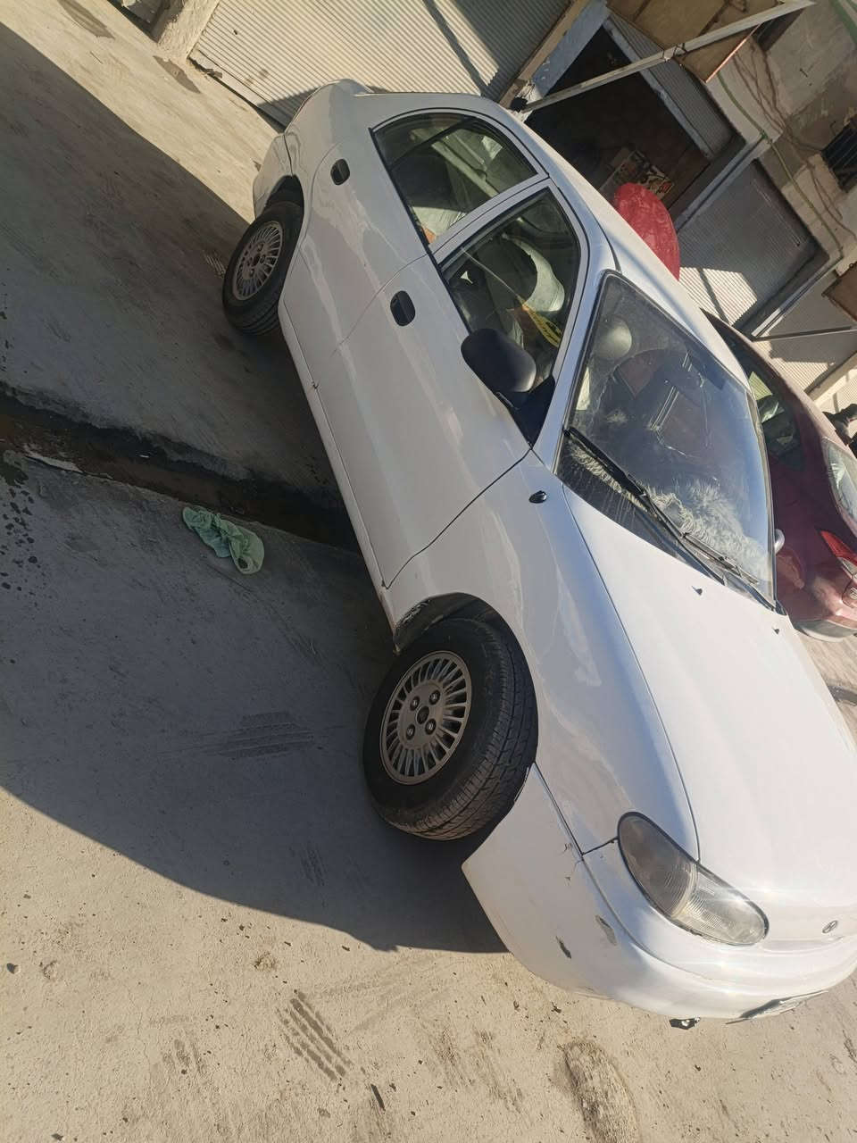 هونداي اكسنت1996 مكينه1600
سياره حلوه غرفه جديده 
جام كله شغال 
كهربائيات كلهه شغاله 
تبريد شغال 
كير مكينه مكفول
صدر جديد 
كير عادي 
السعر 33 بيهه مجال بصيط 
عنوان بعقوبه تقاطع لقدس
***********
