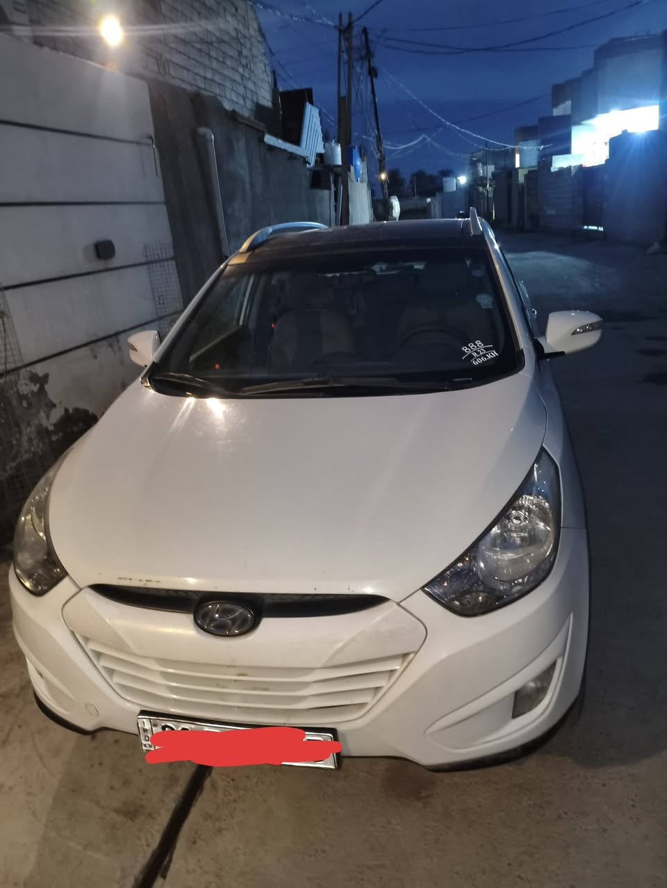 🚗 للبيع: هيونداي توسان 2011
📍 مكان السيارة: ديالى
📞 للتواصل: ***********
💰 السعر: 163 ورقة – قابل للتفاوض
📊 المسافة المقطوعة: 150000 كيلومتر
🛠️ المحرك: 4 سلندر – 2000cc دوش 

• فول مواصفات
• 2 فتحة سقف بانورامية
• دفع رباعي AWD
• تدفئة وتبريد
• إطارات جديدة
• محرك اقتصادي

⚠️ أضرار السيارة:
• وارد خليجي
• الأضرار موضحة بالسونار المرفق

📌 تفاصيل إضافية:
• رقم السيارة: السليمانية الدولي الجديد
• باسم المالك تحويل مباشر
• لون السيارة: أبيض
