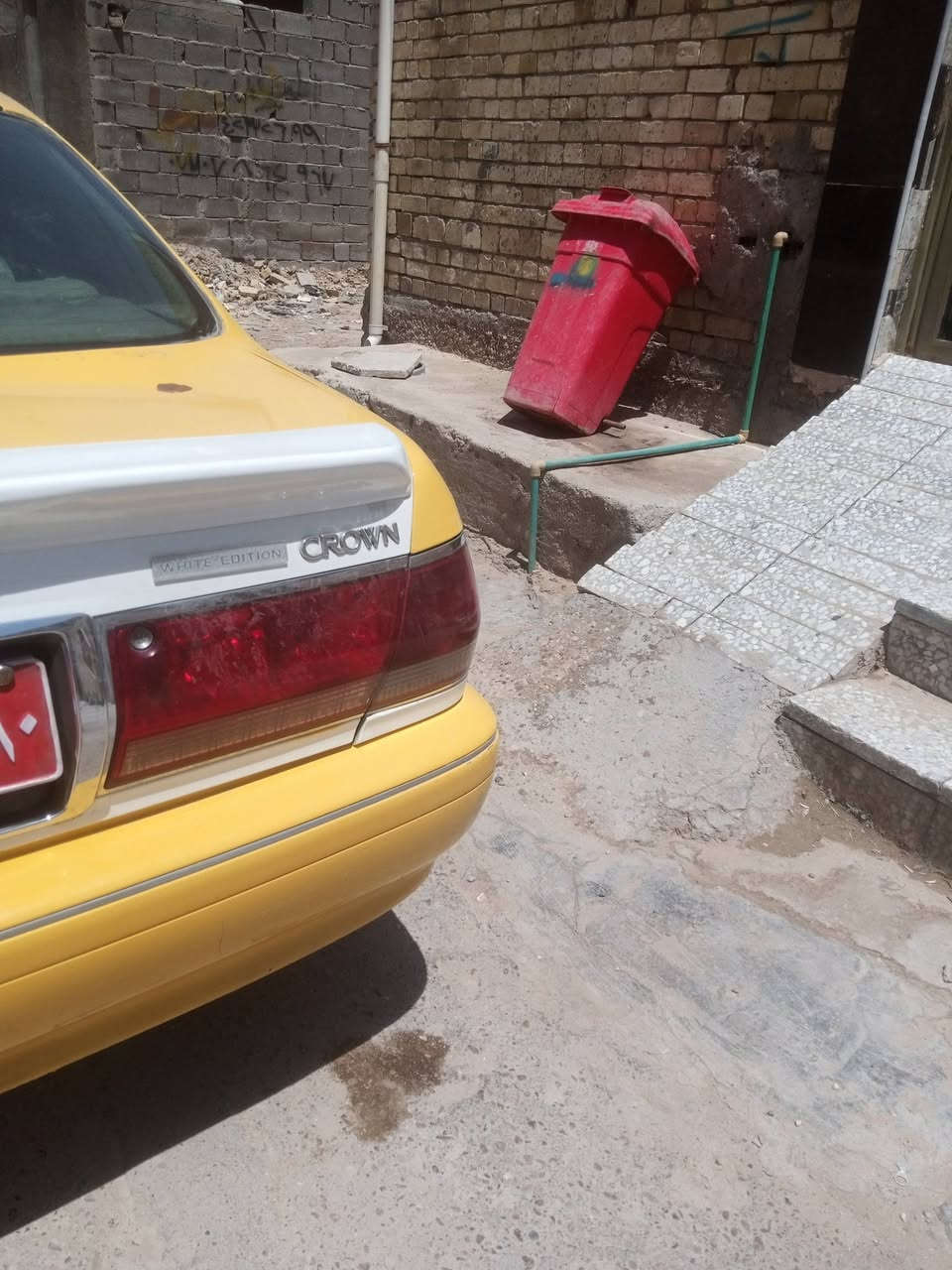 ملكه البيع مديل 2001عوزه جامغ ودعاميه السعر 45 بيه مجال مراوس حسب الغناعه قرار 48 مدفع كمرك معامله كامله دريد تحويل تريد وكاله العنون بغداد مدينه الصدر رقم الهاتف *********** صاحبه نجف
