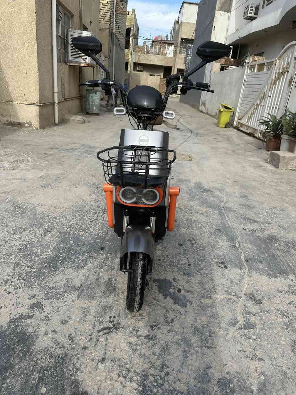 سلام عليكم دراجة للبيع شحن مستعجل على بيعها 275 وبيها مجال***********
