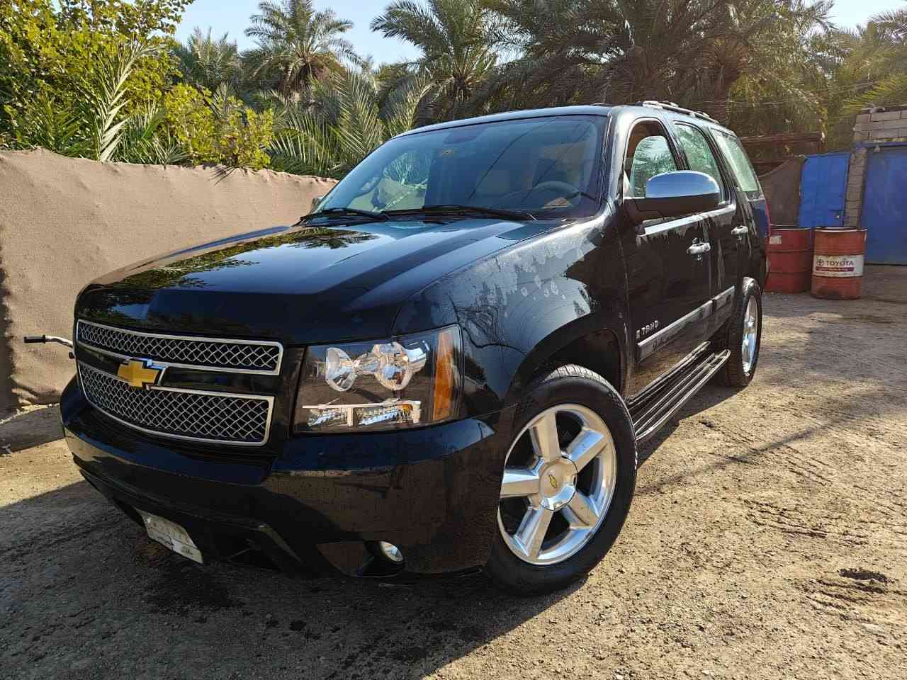 السلام عليكم.      تاهو ادوات دخول جديد موديل ٢٠١٣ كفالة عامه فول مواصفات فتحه جلد جنطة كهربائيه كير محرك كفالة جاهزة من جميع النواحي السعر (٩٠) مكان الناصريه (***********)(***********)
