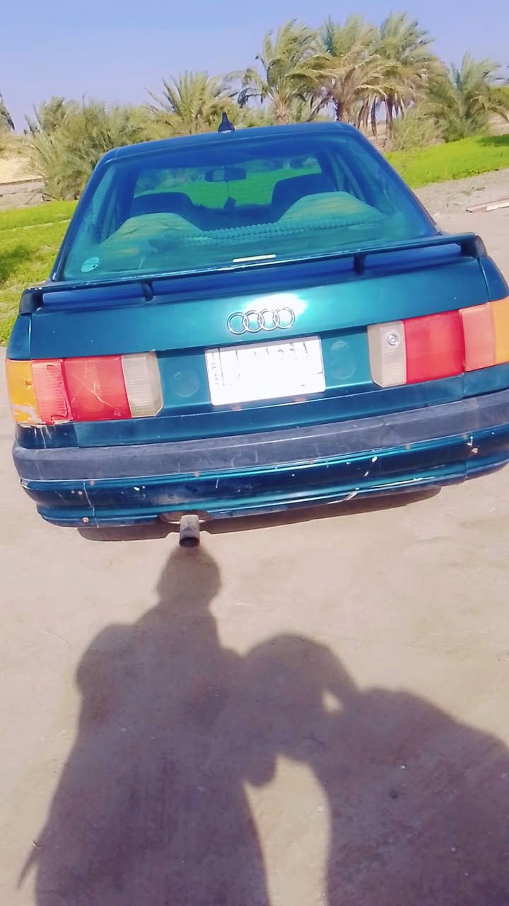 السلام عليكم اودي موديل 92 رقم مثنى سيارة بلاد مابيها صبغ مكان السماوة سعرها 26 ***********
