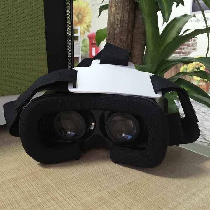🥽✨ عيش أجواء الواقع الافتراضي من موبايلك بكل متعة!

نظارة VR BOX تشغل محتوى 3D وVR بطريقة مريحة وممتعة 🎮📱

تعديل للعدسات وبؤرة النظر لراحة أفضل 👀

تصميم مريح مع فتحة للسماعات أو USB 🔌

ادخل جو الألعاب والأفلام وكأنك داخل الحدث! 🚀 بغداد, العراق


**إذا كنت صاحب هذا الإعلان وتريد حذفه لأي سبب، رجاءا أرسل رسالة إلى الدعم الفني**