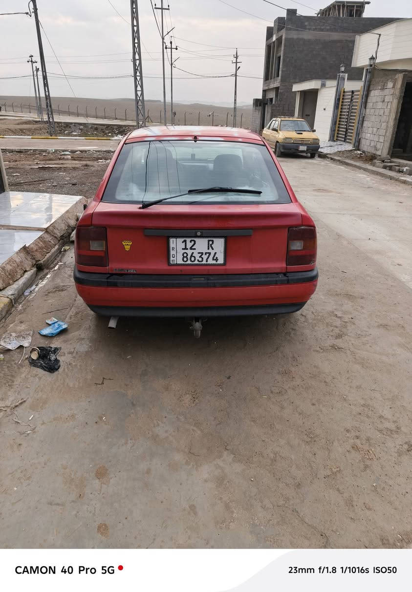 سلام عليكم سيارة فكترة للبيع حجم 20 كير عادي  موديل 90  رقم نينوى مسطرة كير شرط مكينه بدايه صرف كل تبديلة دهن تنقص ربع لتر شرط وكالة وتحويل بوند بي شبر معجون بدون دواخل سعر 43 وبيها مجال للأستفسار رقم  ***********
