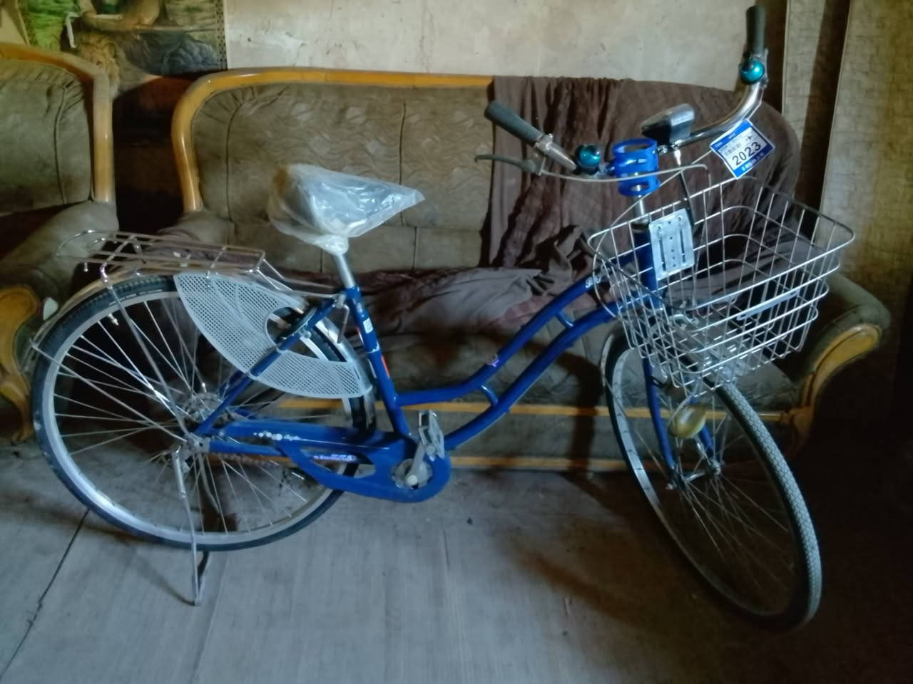 من رخصة الادمن المحترم والفاضل
عندي بايسكلات جدا نضيفات بناتي وجبلي وياباني وc700
الي يرغب بشراء اني ابخدمته. وكل بايسكل اله سعره  الاسعار من ١٣٠. الى ٦٥ الف  حسب النوعيه والنضافه   ومن الله التوفيق والرزق. الي ياخذهن جمله ابيعهن شلع على ٨٥ الف


**إذا كنت صاحب هذا الإعلان وتريد حذفه لأي سبب، رجاءا أرسل رسالة إلى الدعم الفني**