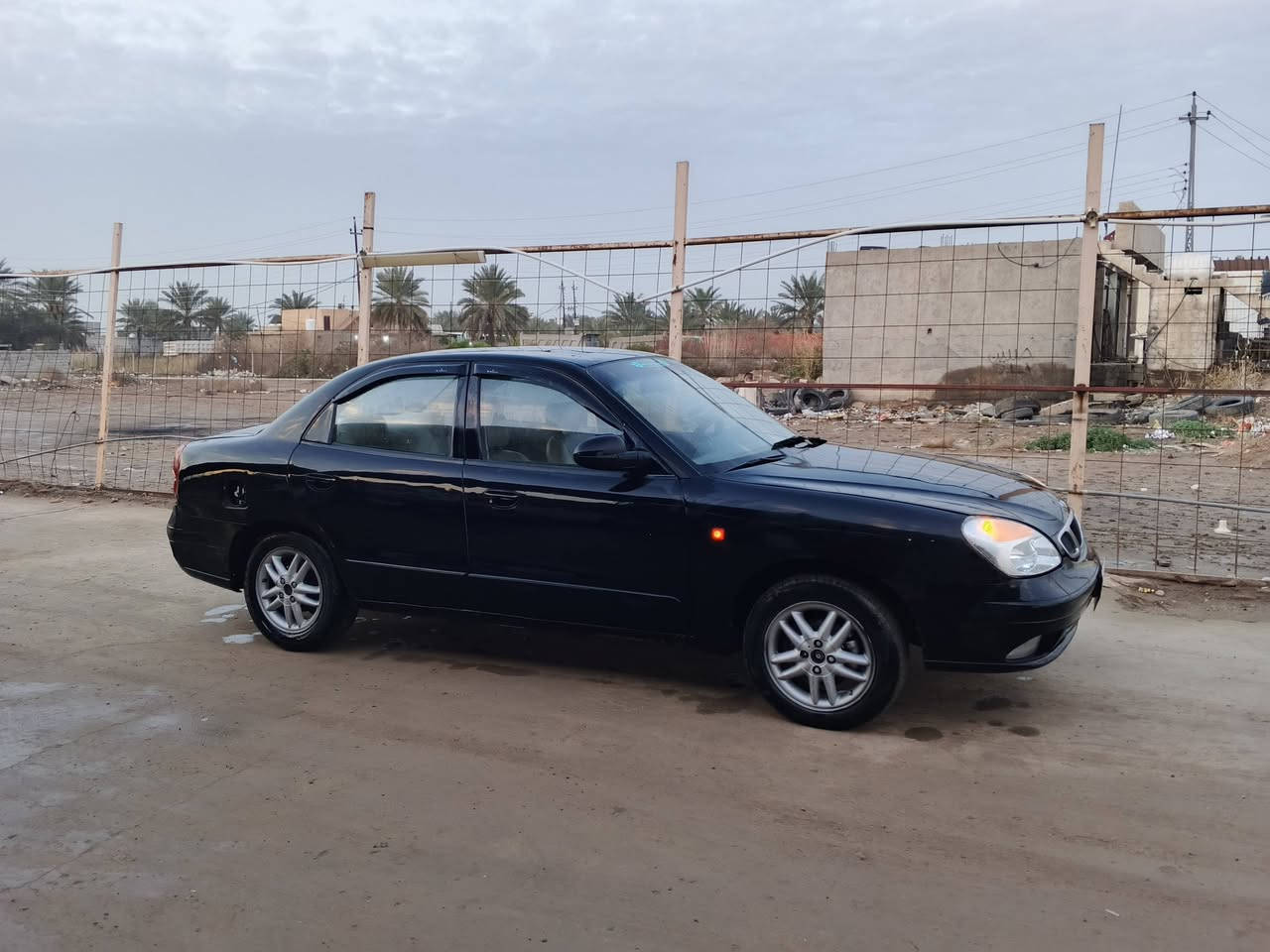 السلام عليكم ورحمة الله
من رخصه صاحب الگروب. 
سيارة دايوا نوبيرا 2 للبيع أو المرااااوس
سيارة صبغ عام اثر جراد لا ضربه ولا حادث
المحرك: توني شاده حاوية
الگير: توني شاده حاوية
الأضوية الأمامية:  مازدات جدد لدات جدد ضوا ناصي شمسي ☀ والعالي لد ثلجي منضومه ب 200 دولار 💵
البگ لايت الخلفي:  مازدات جدد لدات جدد ضوا الرقم الخلفي لد جديد. بس البگ لايت الايمن بيه كسر اثر ضربه بسيطه. 
الداخل: جديد كشنات ودوشمه جدد
الرقم:  الماني ديالى 
السنوية: مشروع وطني لل 2027 السيارة بأسم جيراني. تحويل ثاني يوم
التبريد:  شغال عوزه غاز
التدفأة:  شغال
الكهربائيات: شغاله عوزها ترتيب بسيط 
باور ستيرن:  جديد هوا والجعمقه
مكان السيارة:  بغداد جسر ديالى القديم قرب مجمع بسمايا 

السعر 45 ورقه 

اخوان هاي مواصفات السيارة كلها مذكورة اقراهن كلهن يلا تخابرني لان عندي اكثر من سيارة عارضها ماتذكر 

للتواصل 
*********** اتصال فقط 
*********** اتصال +واتس اب
