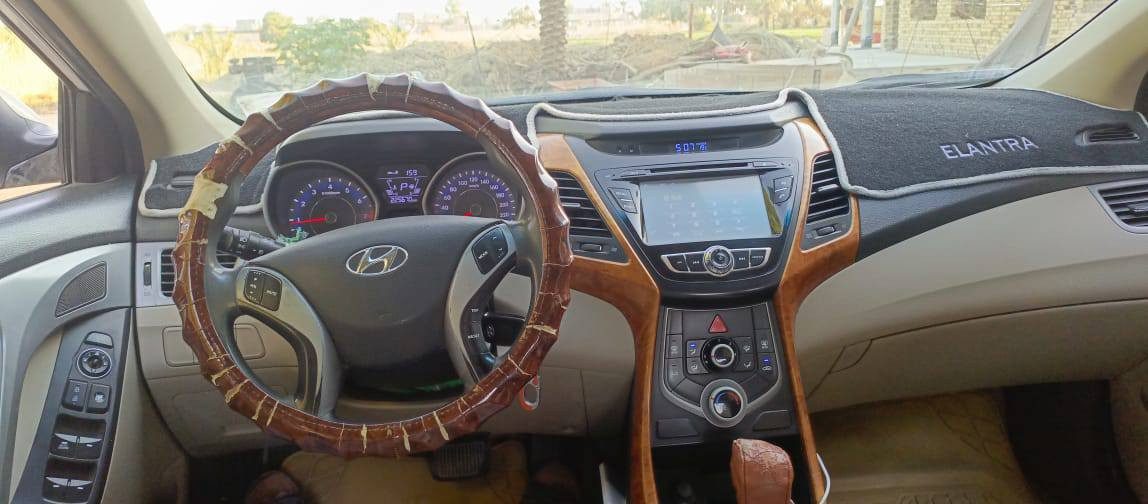 النترا للبيع موديل 2016 السياره من الدوام للبيت مامتعوبه  رقم نجف راعيها بالنجف يريد تحويل  السياره وارد خليجي فول مواصفات شاشة كامره خلفيه  تحكم استيرن مري شفط فتحه تبريد قطعتين تدفئه دواخل بيجي  السياره تبديل  بنيد فقط هاي الطخه مصورها   باقي السياره مكفوله كفالة عامه كير ومكينه كفاله حداديه جديده تخم تايرات باتري جديد دوشمه جديده السياره جاهزه على اخر حبايه
السعر 135 وبيها مجال 
عنوان السياره بابل قضاء الكفل 
***********
