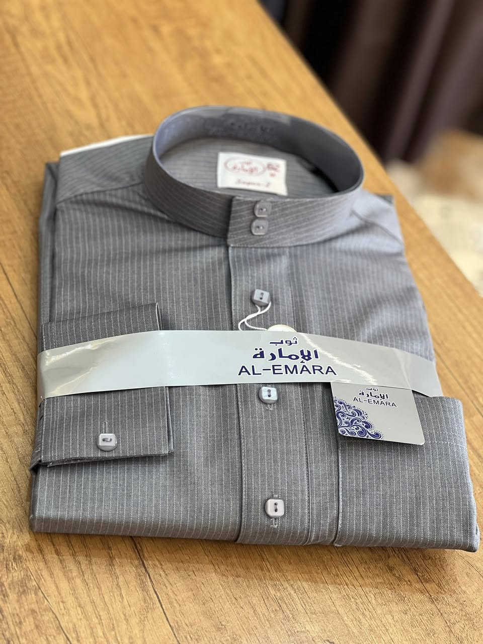 ثوب الأمارة مقلم طباقة سعودي (بزمة)
✨ أناقة، فخامة، ذوق… وكل هذا وأكثر متوفر في 
الإمارة للزي العربي ✨

بيع بالمفرد ✨
📍العنوان صلاح الدين قضاء الدجيل 
مجاور مندي حضرموت 
صور الشهداء تتقدم ١٠٠ متر 
مقابيل المدرسة الإبراهيمية 
الاستفسار اكثر الاتصال ع رقم

‏‭٠٧٨٤ ٣٥٦ ١٣٧٦‬
