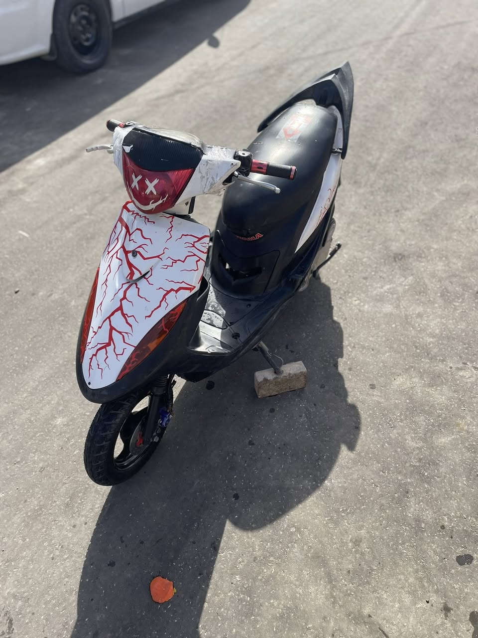 للبيع سعرها 375 قفل 
مكينه حلوه شلعه ومعدل 
نقص باتري ضعيف 
مكاني كربلاء حي العامل ***********
