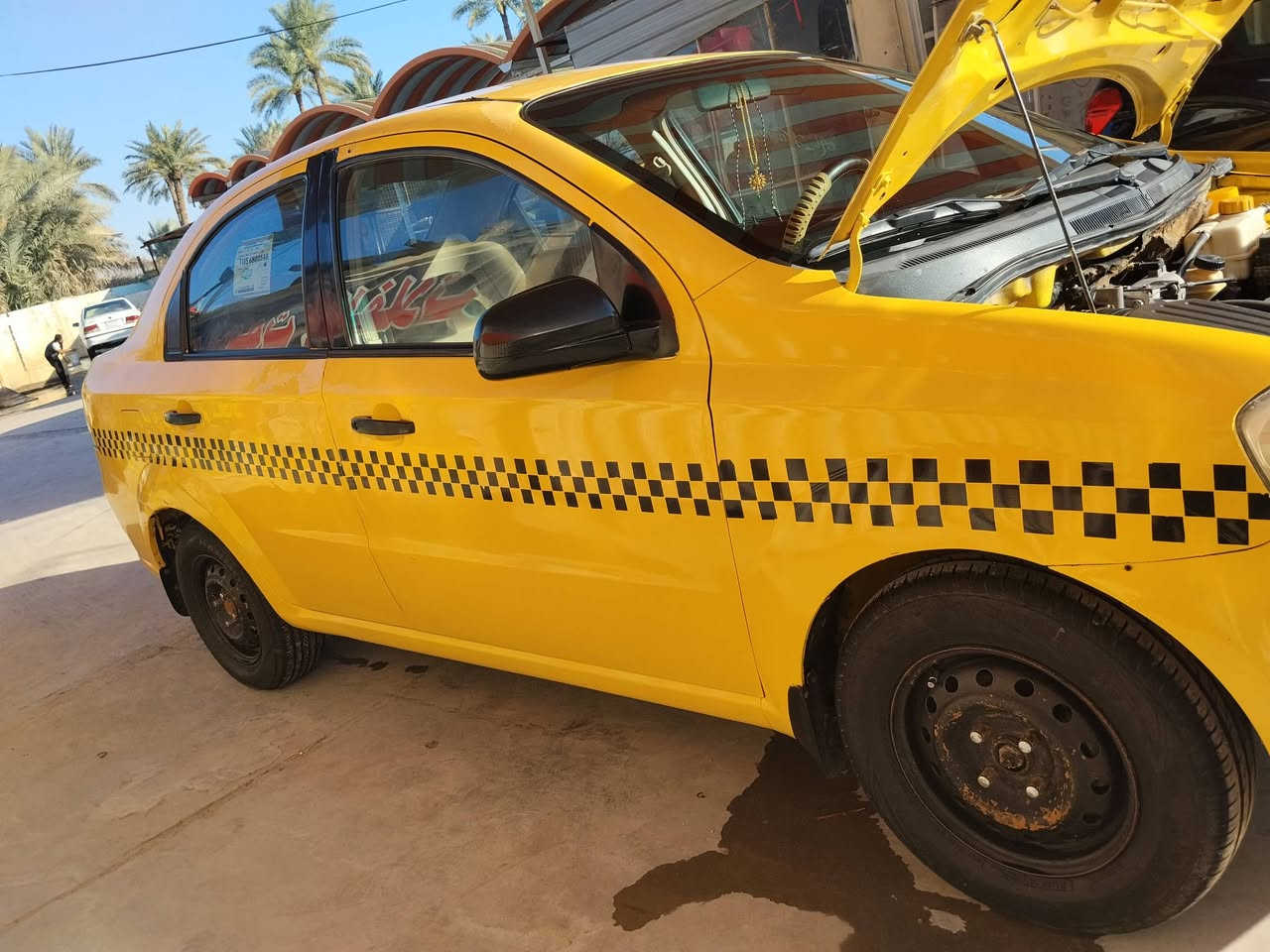 السلام عليكم
افيو للبيع 2010 كفاله عامه وارد خليجي مكينه مفتوح سياره كفاله عامه من الضربه القويه تبريد تدفئه تخم تاير مكينه كير كارتون حداديه 100/100 رقم انكليزي نجف بسمي مداور ثاني يوم سنويه ل2030  السعر 52 وبيه مجال 
الاستفسار *********** او مراسله ع الخاص واني خادم
