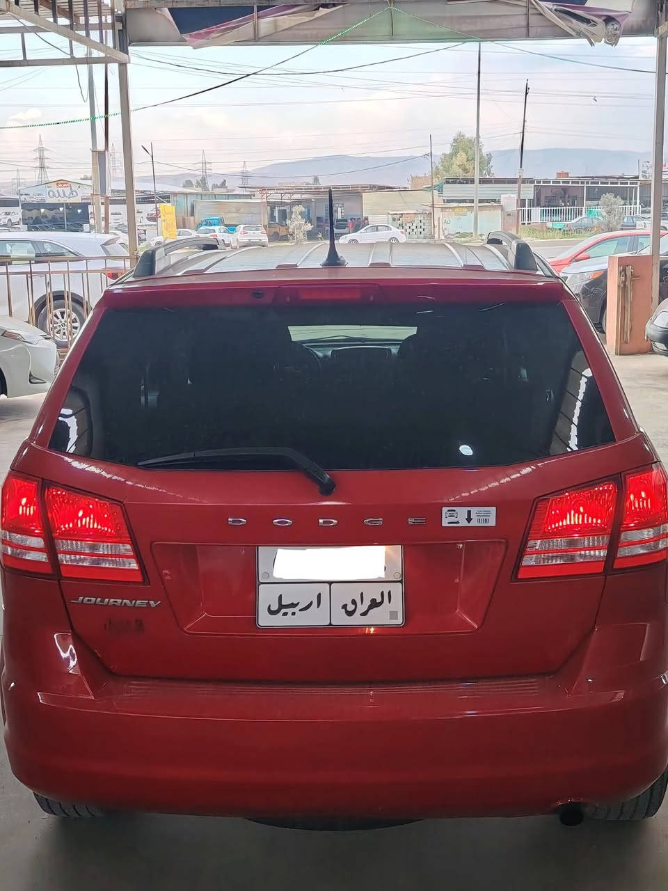 سلام عليكم سيارة دوج جورني موديل 2018 مكينه V4 
 ماشي 99- مكينه مامفتوح نص جاملغ الامامي وجاملغ الخلفي بدون دواخل مراوسه حسب القناعة
عنوان طريق أربيل موصل ناحية برطلة
***********//***********
السعر 130 $$ وبي مجال
