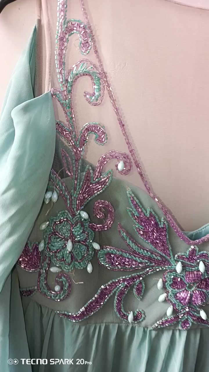 فستان شغل يدوي قياس 44 و 46 عندي توصيل


**إذا كنت صاحب هذا الإعلان وتريد حذفه لأي سبب، رجاءا أرسل رسالة إلى الدعم الفني**