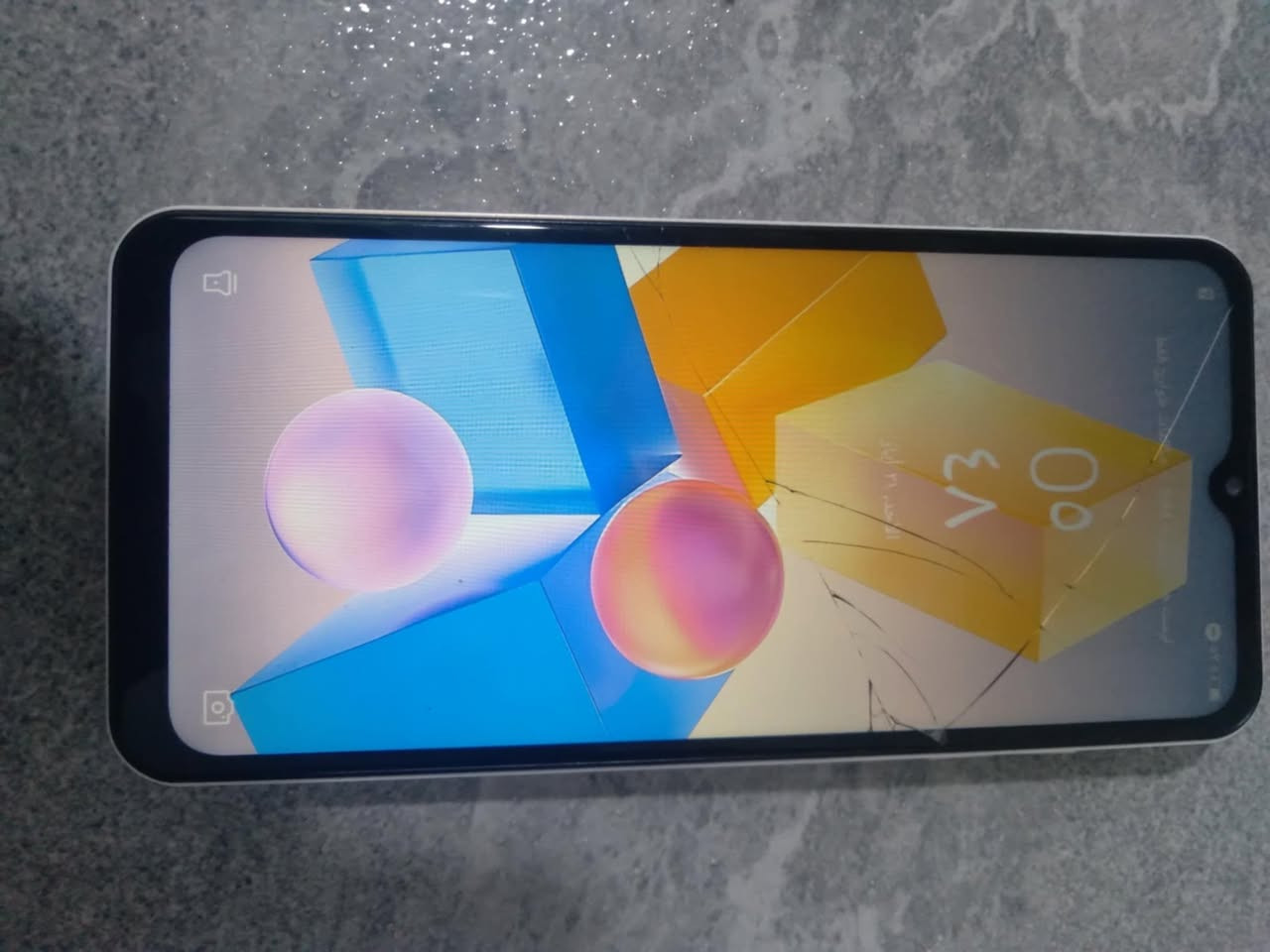 🔥 للبيع Infinix HOT 40i مستعمل 🔥
✅ الرام: 16GB
✅ الذاكرة: 256GB
✅ المعالج: Unisoc T606 Octa Core
✅ الكاميرا الخلفية: 50MP
✅ الكاميرا الأمامية: 32MP
✅ البطارية: 5000mAh
✅ Android 13
📌 ملاحظة: يوجد كسر بالشاشة الرئيسية فقط، وما مأثر على اللمس أو أداء الجهاز، والباقي كله شغال 100%.
🎁 يجي وياه كفر هدية + الشاحن.
📍 العنوان: كركوك - دوميز
💰 السعر: 70 ألف دينار عراقي، وبي مجال بسيط للمشتري.
📩 الشراء يدخل خاص فقط، رجاءً غير المشتري لا يعلق.


**إذا كنت صاحب هذا الإعلان وتريد حذفه لأي سبب، رجاءا أرسل رسالة إلى الدعم الفني**