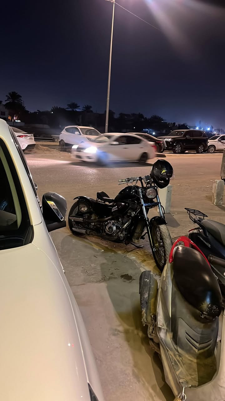 سلام عليكم هارلي ستد نوع يامها ببر الدراجه نضيفه المكينه خير من الله الدراجه متروكه كلشي مبيها بس السلف مديوصل يعني شغله كهربائيات 
تخم تاير جديد وبيها قطع نيكل ومبدل لاستيك ولف جديد 
السعر 750 الف 
مكانها حله بابل مركز 
للاستفسار ***********
الدراجه فقط مكاتبه

