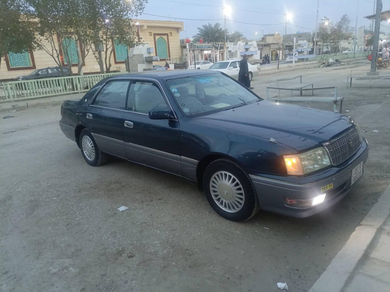 السلام عليكم راس الثور موديل 1996 مقفوله السياره تبريد ثلج حداديه جديده ماكينه جديده جير جديد مقفوله من الضربه والتبديل مقفوله من النقل الجثه مقفوله من القص سعر،،،98////شراي يتصل على الرقم *********** رقم دولي باسمي العنوان الديوانيه قضاء غماس
