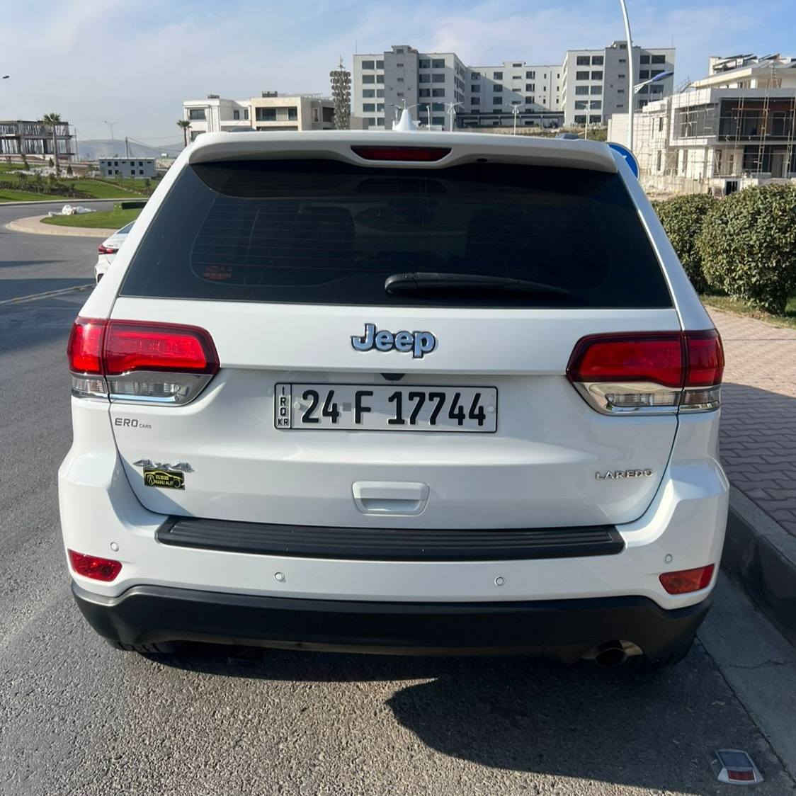 جێب لاریدۆ  2020 خلیجی 
سلاید کوشن جلد و کارەبا
شاشە کاربلەی بەصمە وشەغال 
حاسە پێش و دواوە 
ڕاداری دواوە  ئاوێنە کارەبا و ڕاداری ئاوێنە 
دەبڵ ئەکسل 
٤ مۆدی لێخوڕین 

سعر : لە کۆمێنت داوای بکە ڕاستەوخۆ بۆت دێت 🤖 

دەعامی بۆ دەعامی بێ بۆیاخ و بێ تەعدیل و بێ کرانەوە 
گێڕ و مەکینە بە شەرت بێ کرانەوە 

ژمارەی خاوەنەکەی 
***********
