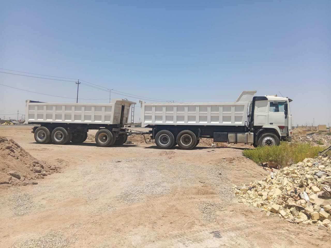فالفو قاطره ومقطوره F12  موديل 92 مكينه حجم122 لا تنقيص ولا تبخير  كير 1700 مجموعه النكي كاردن مسنن مال شيطان رقم انبار ابئسمي ((وزن خفيف 24طن))‏‪***********‬‏ رقم صاحب السياره  ( مكلف بنشر)
