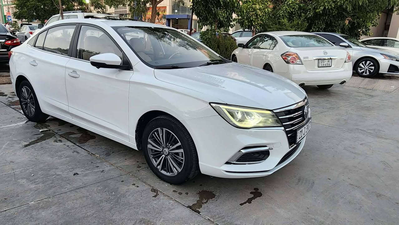 ئيم جي موديل 2023 MG5
مواصفات فوول فوول 
رقم سليمانية جاهز .ته نها 41 هه زار رؤيه
بدون صبغ بدون بارد.
بصمة سعر (108) $$
سلايت (فتحة)
شاشه ايباد گه وره (كبير)
چوار كاميرا (أربع كاميرات)
حساس دعامي دواوه (حساسات خلفي)
ويل كروم 
ئاوينه شه فت (مراية شفت)
هندبريك بصمة 
أوتو هولد 
لايت كهرباء به رزو نزم  
كوشن جلدو هيتر
كشنات كهرباء يمين يسار+جلد +هتر
گير أوتوماتيك و عادى 
سوكان ڤوليوم (تحكم استيرن)
مكان كلار ***********
