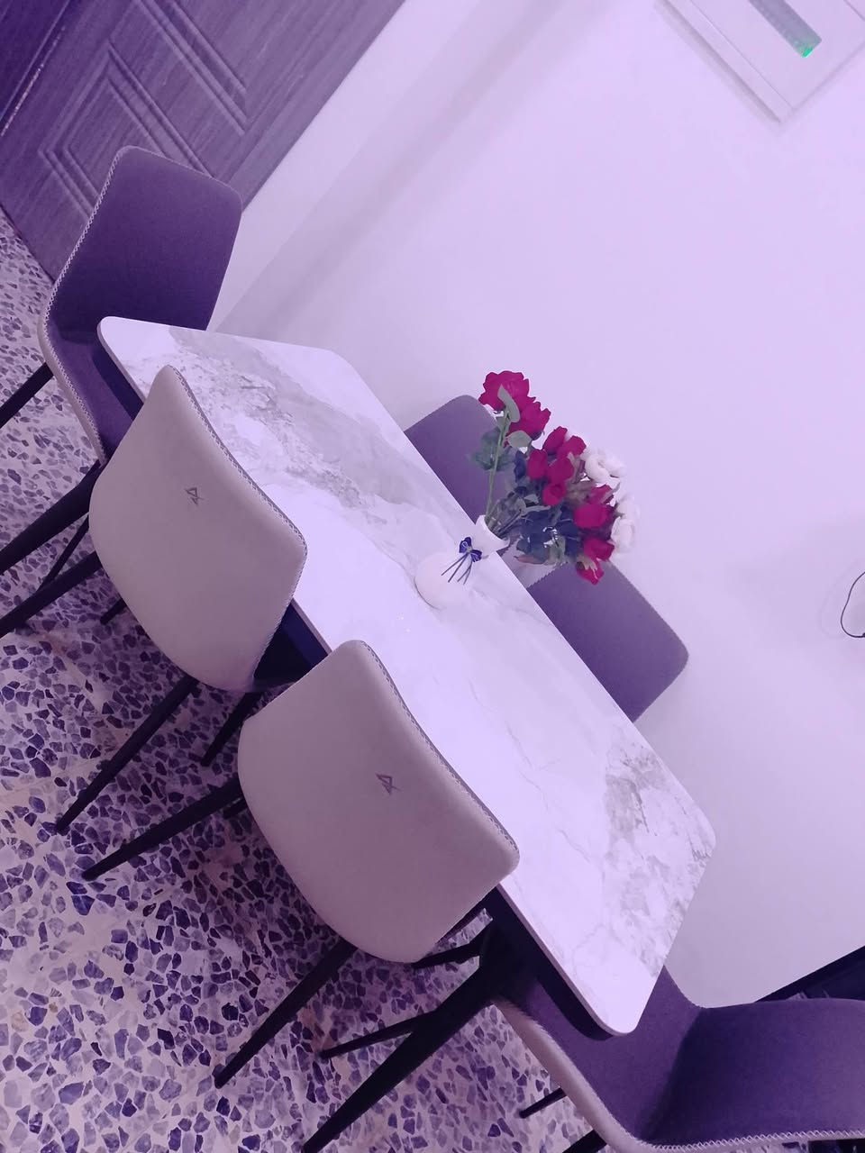 ميز الطعام للبيع السعر 200الف وبينو مجال قليل.. الموصل حي السماح 🌹


**إذا كنت صاحب هذا الإعلان وتريد حذفه لأي سبب، رجاءا أرسل رسالة إلى الدعم الفني**