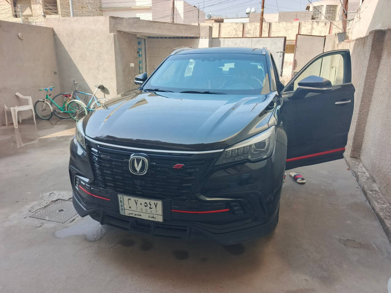 سلام عليكم شانجان cs85للبيع مديل 2022
سيارة ماشيه٦٥  الف كيلو بعدها بضمان الشركه
بحالة الوكالة جديدة 
مواصفات تشغيل عن بعد 
كشنات تبريد  كهرباء 
تحكم مقود منع الخروج عن المسار 
منع الاصطدام 
تشغيل عن بعد وتتحرك عن بعد بل بصمة وقوف تلقائي
كير طيارة محرك 2000تيربو 🚀🚀🚀
8وسائد هوائية 
فتحة بانوراما
سايد بريك بصمة 
4وضعيات قيادة 
ايكو نورمال سبورت ❄️ ثلجي
كاميرا 360 
دوسات كهرباىيه مع فتح الابواب 
السياره مكفوله وحلوه ماعدا بارد كلش صغير بالباب مال الصدر 
رقم بغداد موجوده بغداد حي العامل او بلديات
سعرهه164 قابل للتفاوض رقم الهاتف ***********
