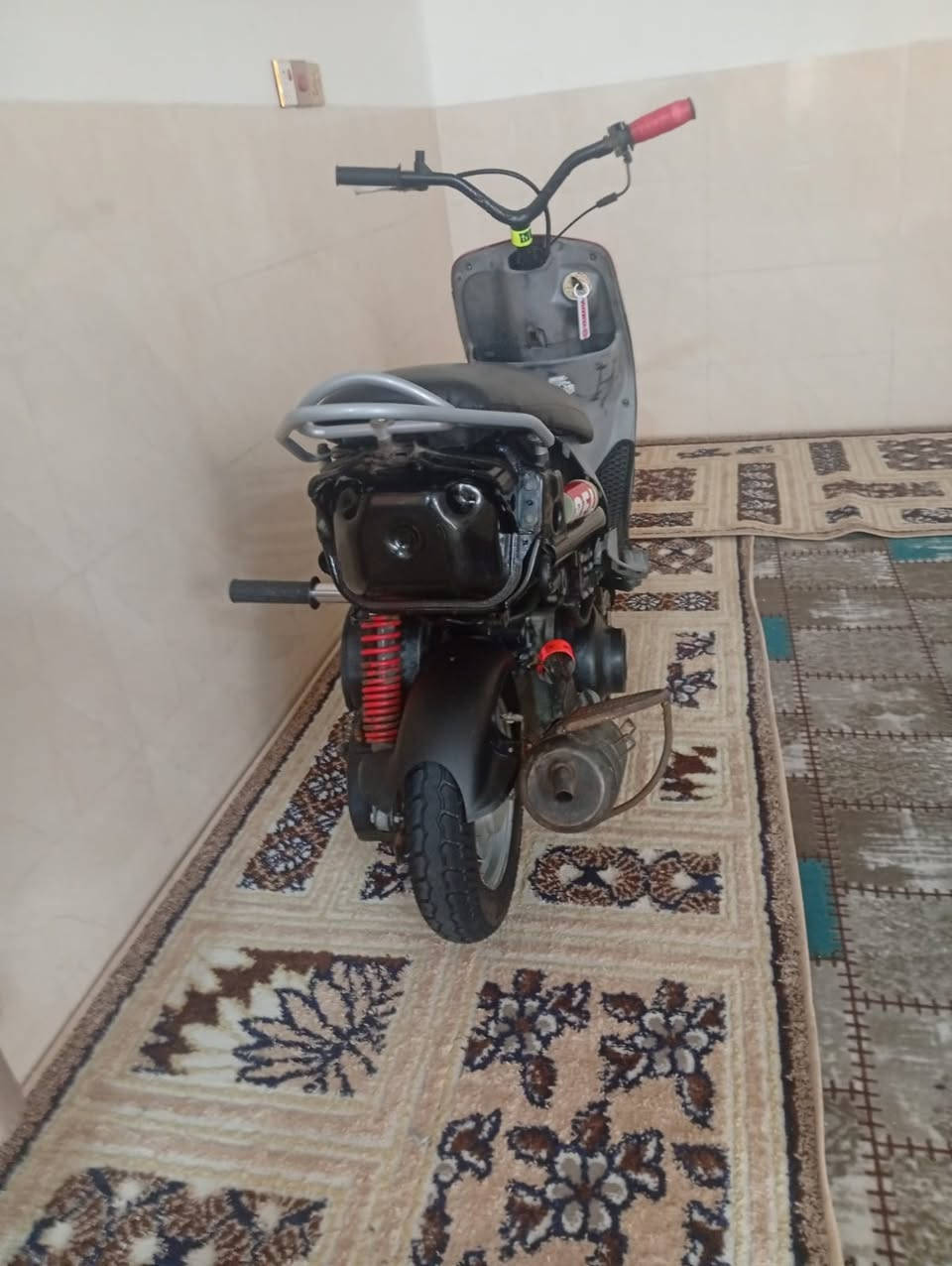 سلام عليكم دراجة ماكس منغولي للبيع غراضهة كاملة بوشة 49بلادي سعر 600 وبيها مجال مكاني كربلاء حي العباس ***********3
***********
