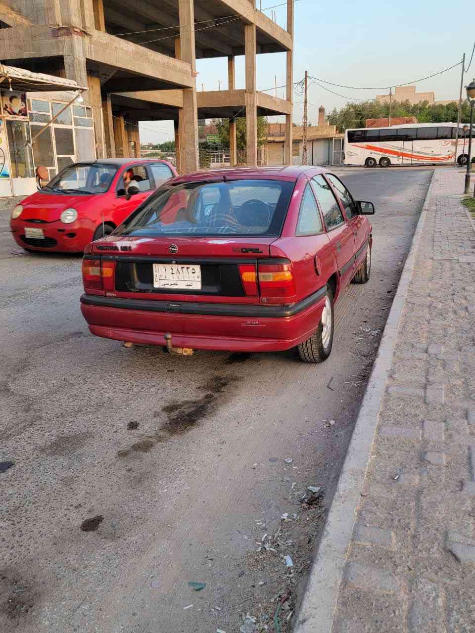 السلام عليكم للبيع اوبل فكترا مويل ٩٥ بلادي لاصبغ ولا ضربه مكاني نجف ***********
