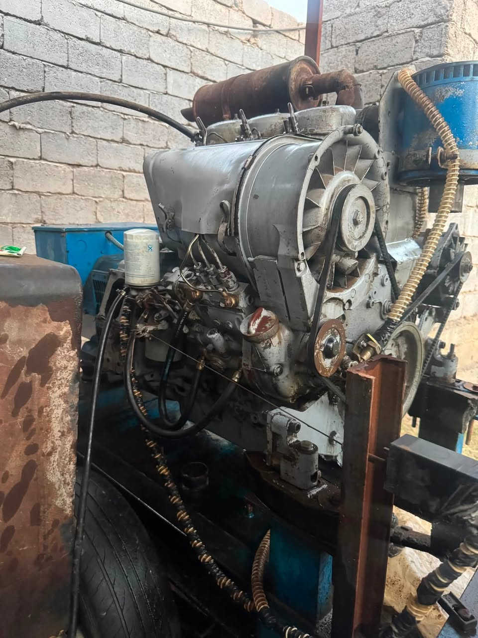 للبيع مولدة كهرباء 23 KVA
مولدة كهرباء بحالة ممتازة، بمحرك دويز (Deutz) 3 بستم، قدرة 23 KVA، جاهزة للعمل مباشرة، وأداؤها ممتاز ولا تحتاج إلى أي تصليح.

📍الموقع: الأنبار
💰السعر: قابل للتفاوض

للاستفسار والتواصل، يرجى المراسلة على الخاص أو الاتصال على: ***********
