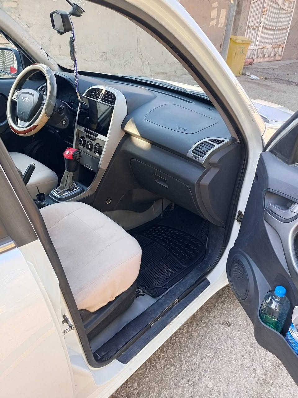 تيكو موديل 14مكينة 2000 كير ميكانيك سياره مكفوله كفاله عامه لاصبغ ولاتبديل ولاخياس علئ وضع الشركه تخم تاير شاشه كامره رقم واسط انكليزي السياره باسمي السعر 78 
التواصل ***********
