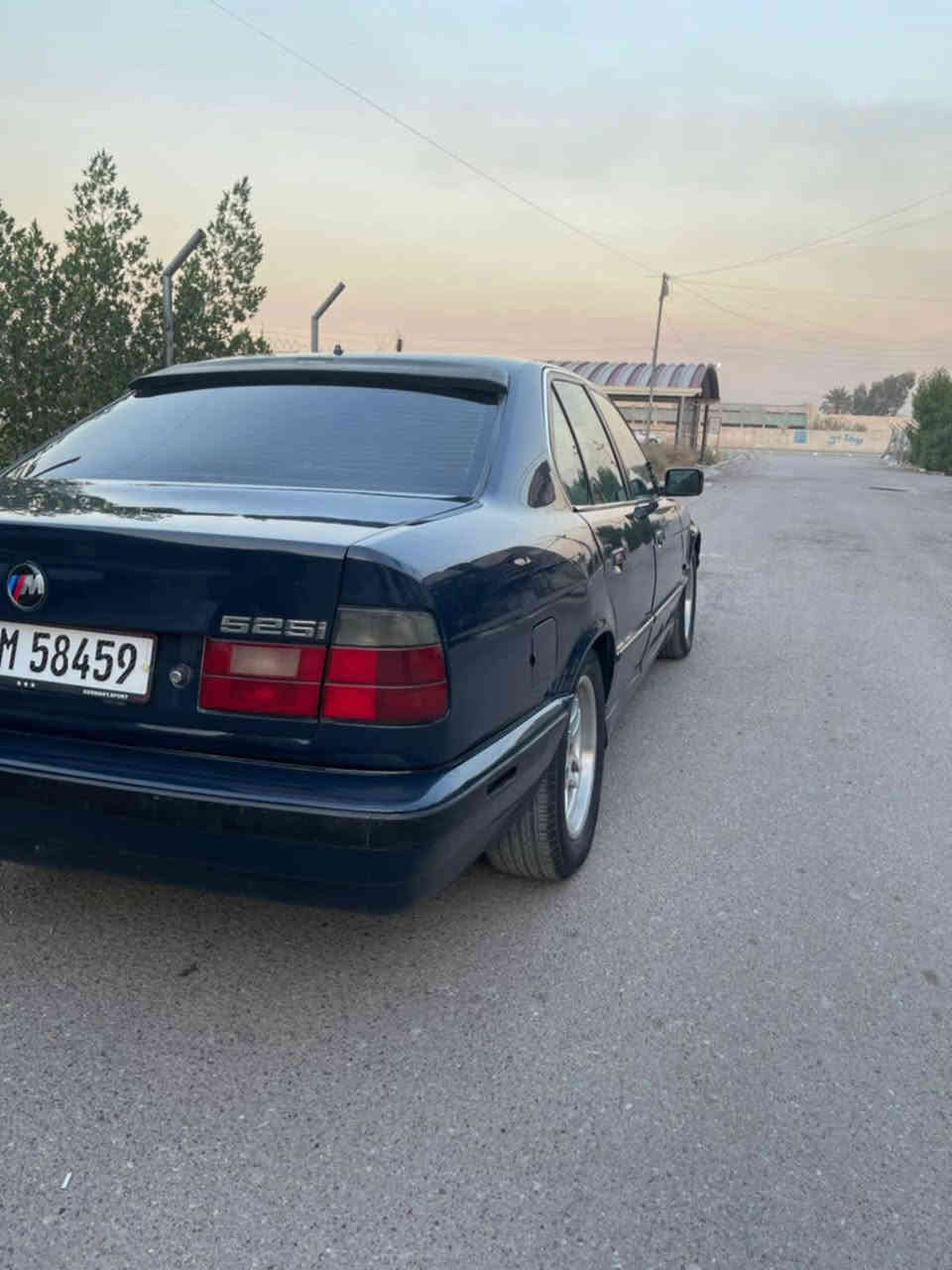 سلام عليكم حبايب 525 مسكر فانوس مديل 92 سنويه جديدة بسمي كير مكينه جدد تبريد ثلج صدر مامي خلفي جديد تخم تاير جديد غرفه جديدة فقط شيال مال كاردن محتاجلها الباقي مكفول  أي ضربه مابيها مصبوغه لجماليه السعر ٦٤ وبيها مجال نتصل وخادمك مكلف بل نشر مكلف بل نشر ‭٠٧٨٢ ٢٢٥ ٢٩٤٦
