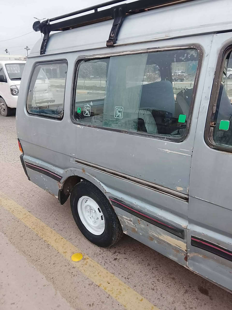 كيا اسيا
موديل 1994 
مكينه وكير اكسن مكفولات 
تحويل مباشر 
تخم تأير شواصي حداديه مكفولات 
باور مشط جدد كهربائيات كلهه شغاله 
بلكات حماوه مدكه جديد داينمو وباتري بعدهن بل ضمان سلف جديد صالنصه جديده دشبول نضيف سيبايه دوشمه/// السعر 35 وبيهه مجال قليل المكان كربلاء حي العامل رقمي ***********
