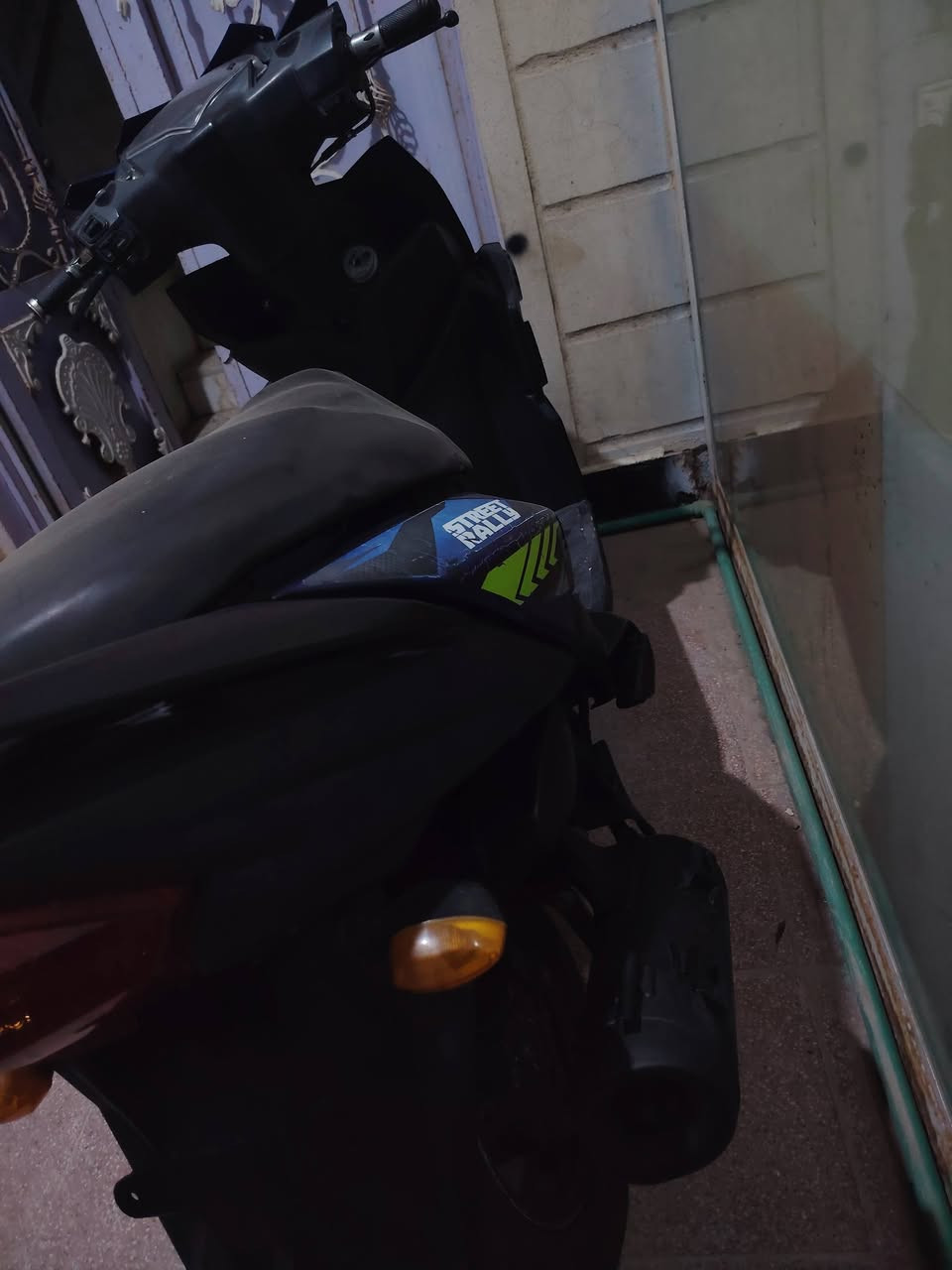 سلام عليكم زت ار ٢٠ مفتوحه للبيع يرادله ترتيبات وصفاحيات بيه صور قبل الحادث وصور حادث اندعمت امس للاستفسار واتساب ***********
