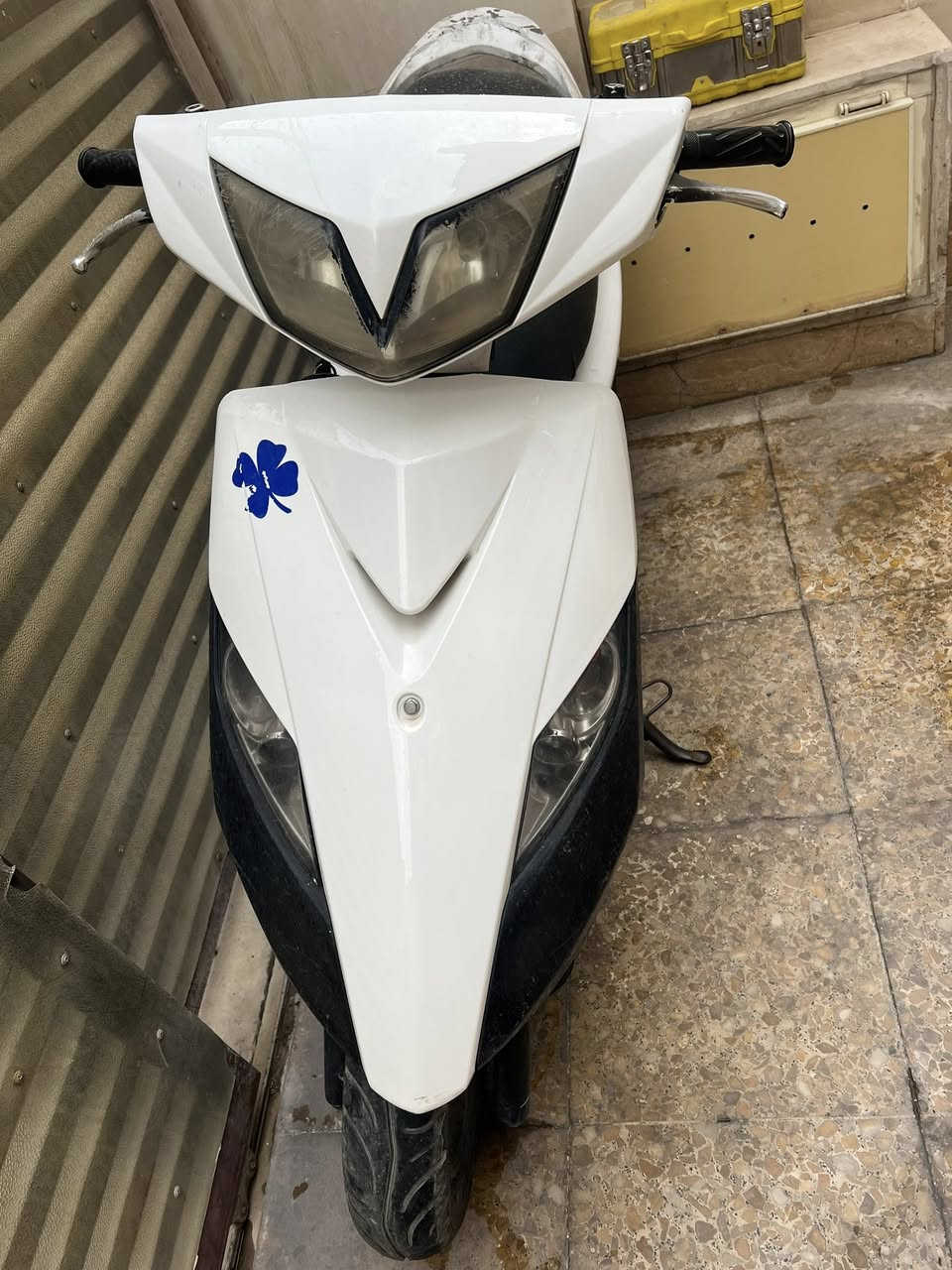 ثلعب كامله. مكاني حي جامعة *********** السعر ٣٢٥ بيها مجال بسيط
