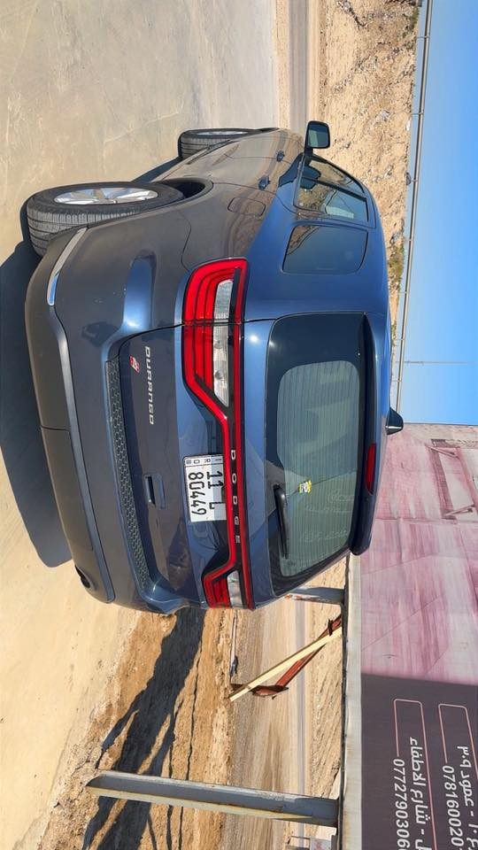 السلام عليكم 
من رخصة الأدمن المحترم 
للبيع دوج دورنكو موديل 2020 رقم بغداد بسمي 
محرك 6 سلندر (3600)
السيارة حادثهه  موضح بالصور المرفقة بدون تبديل حادث سطحي بالجانب الأيمن بجم السيارة مكفول 
ايرباك بردة فقط 
السعر النهائي (22500$)
مكان السيارة حلة 
موبايل (***********)
وشكراً
