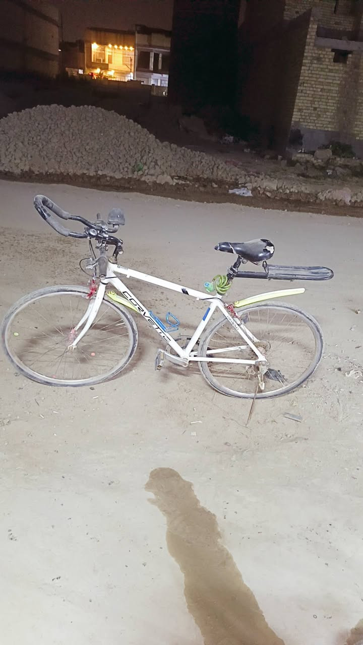 دراجه س700 نضيفه وشغاله كيوره شغال 6نمره ب80 مال بيع مستعجل  /***********/
