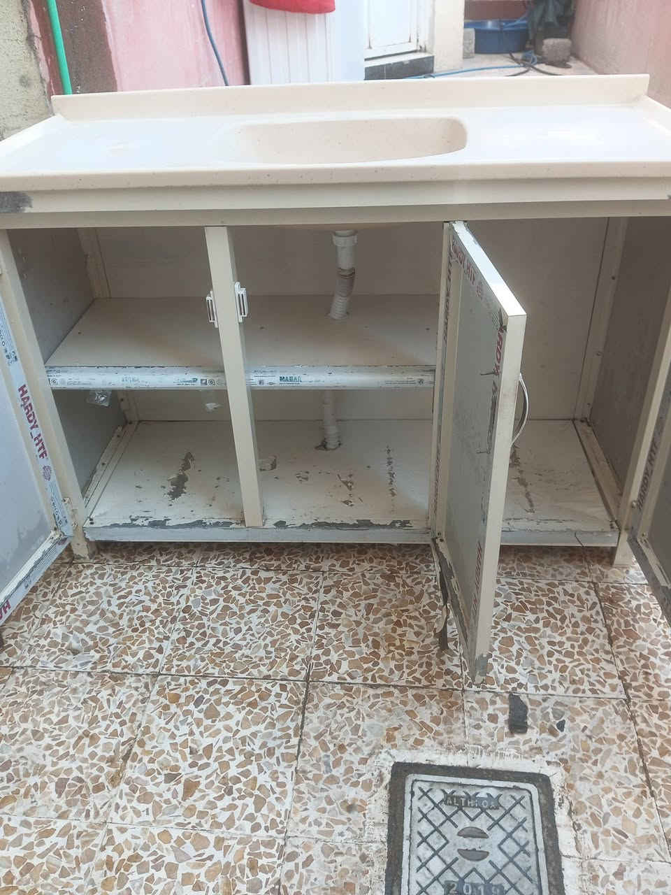 كاونتر ابو كرانيت 3ابواب حيل نضيف السعر 75وطباخ ابلازمه مع قاعده المنيو شرط شغال ونضيف السعر 65
***********
يوجد توصيل
