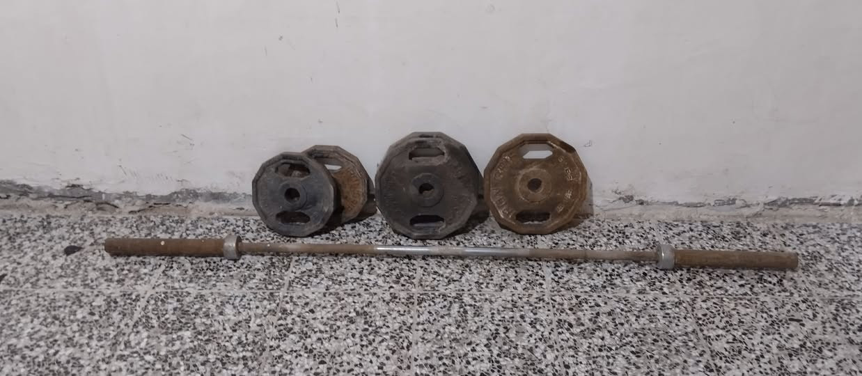 بار حديد ستيل واوزان شرط اصلي بسعر 90الف
