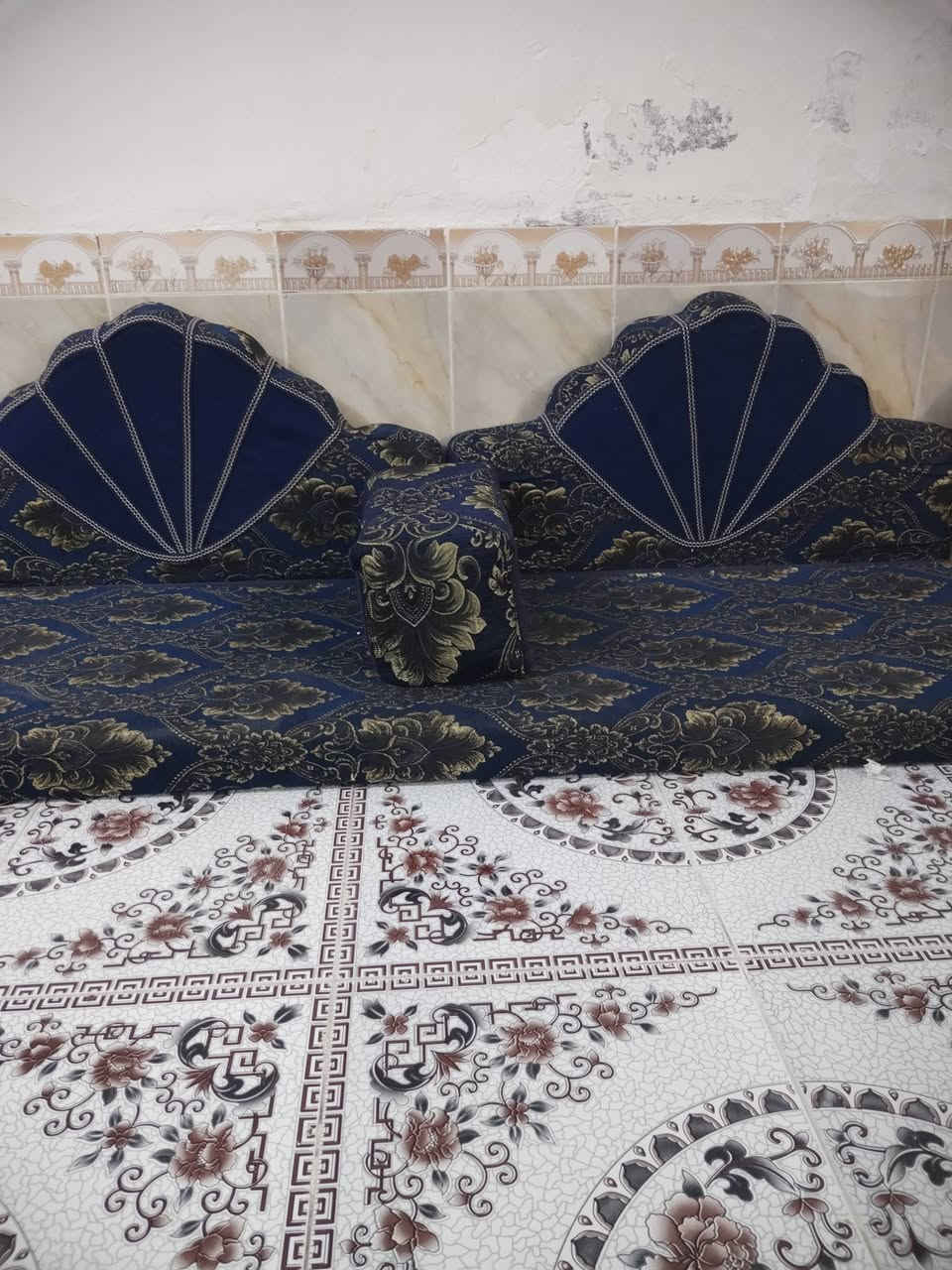 ديوان البيع نضيف كلش خو جديد ناصريه مركز
***********

