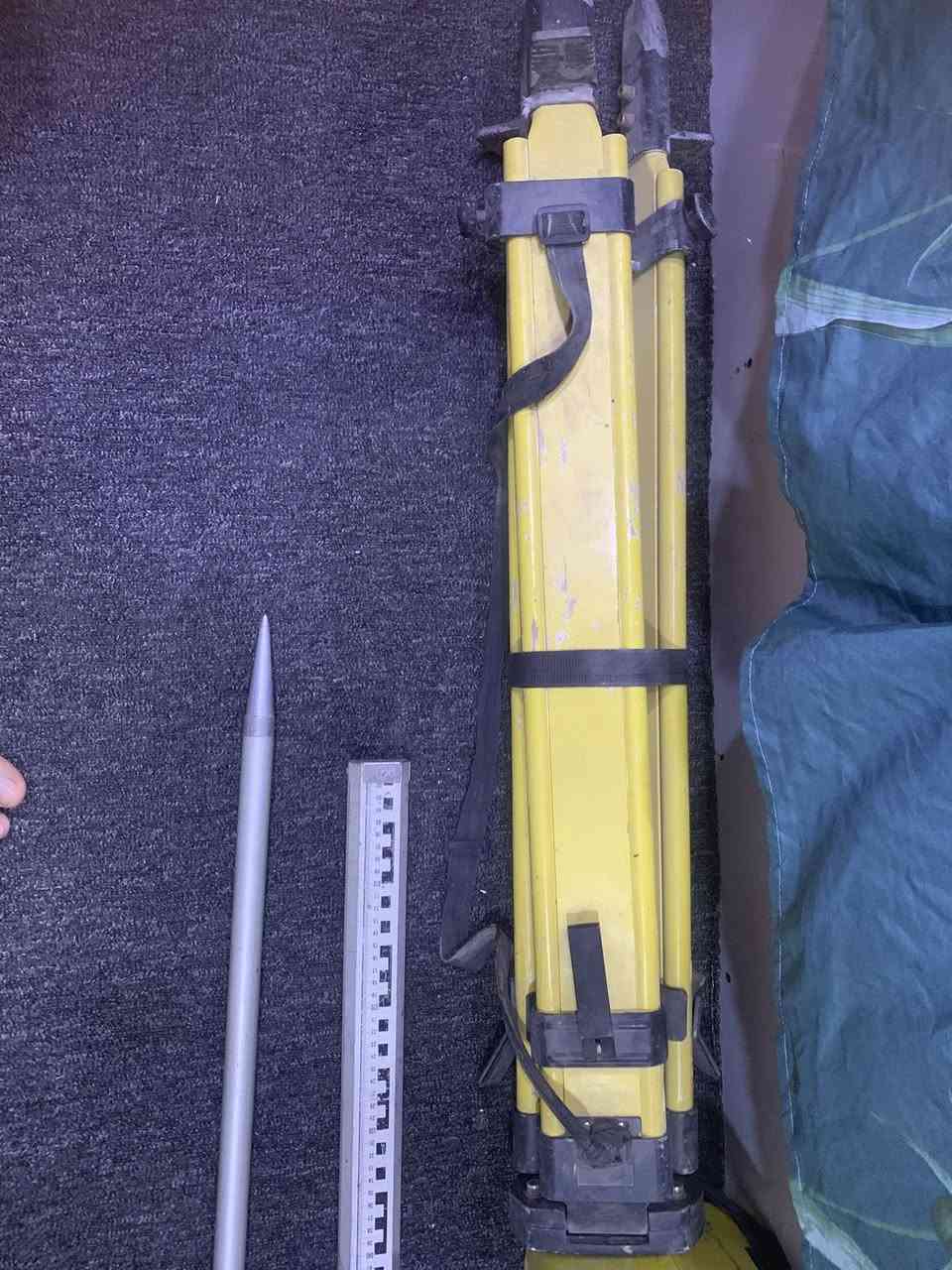 للبيع
جهاز Total Station Leica TS02 (7′′ Display)
 جهاز أصلي من شركة Leica Geosystems (سويسرا)
 موديل: TS02 – شاشة 7 إنش
 حالة الجهاز: مستعمل بحالة جيدة
 دقة عالية ومناسب للمساحة، البناء، الطرق، المشاريع الهندسية
 يقيس المسافات والزايا بحساب الإحداثيات
 مناسب للمسّاحين والمهندسين والمقاولين
 يشمل: الجهاز + البطارية + الشنطة (يشمل عاكس  مع كامل للملحقات 
حالة الجهاز شغال وجاهز للاستخدام  
للتواصل ***********
