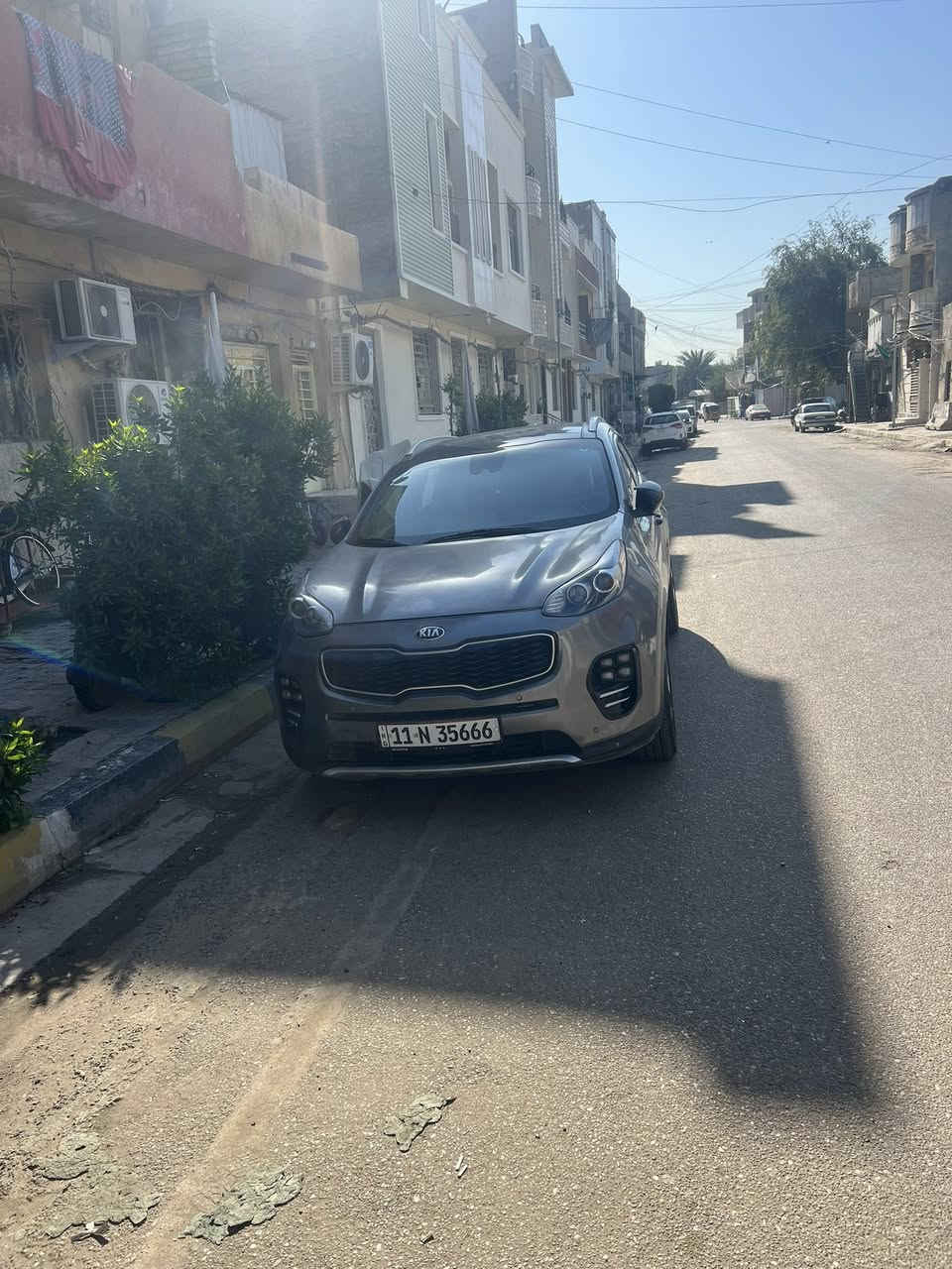 سبورتج ٢٠١٧
سياره فول بانوراما

واحد على واحد 

مكينه وكير ودواخل مكفولات 

المكان بغداد 

السعر ١٤٠ وبيها مجال 

الرقم ‭٠٧٧٦ ٨٥٢ ٨٢٩٨‬
