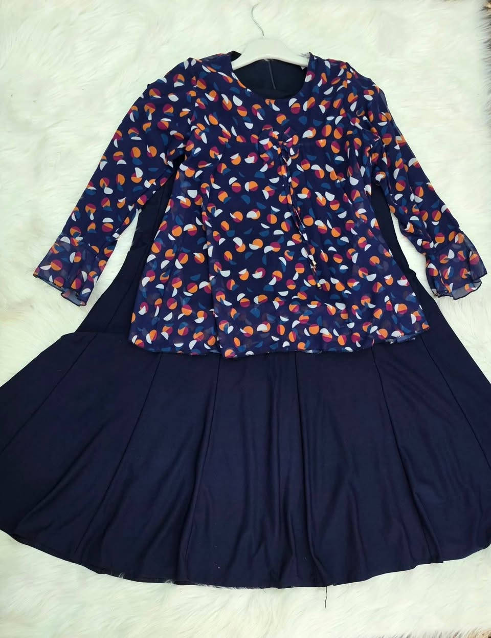 بلاشششششششششششش ٣ الاف 💥
قميص بناتي محير شيفون مبطن تركي درجه اولى 
قطع اخيره قياسات اخيره استغلو العرض 💯💯


**إذا كنت صاحب هذا الإعلان وتريد حذفه لأي سبب، رجاءا أرسل رسالة إلى الدعم الفني**