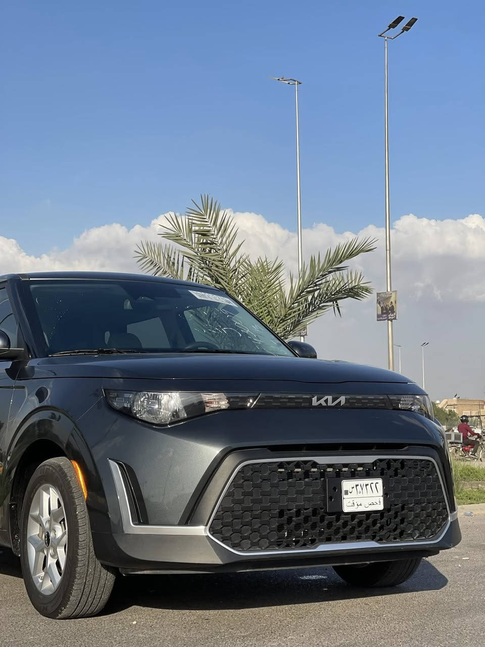 سلام عليكم
صول 2025 وارد أمريكي دخول جديد ماشيه 4000
حادثها السياره مبدل بيها فقط باب خلف السايق باب بلاديه ومصبوغه وباب السايق مصلح ومصبوغ السياره بدون ايرباك ومواصفات هاي الفئه معروفه مكان السياره بغداد سعرها 145 السياره بدون رقم وصور الحادث موجوده وبعد التعمير السياره بدون رقم 
للاستفسار : ***********
***********
